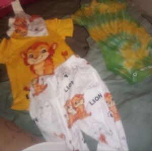 Baby cloths